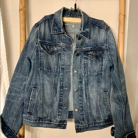 Women’s GAP Denim Jacket - Picture 3 of 3